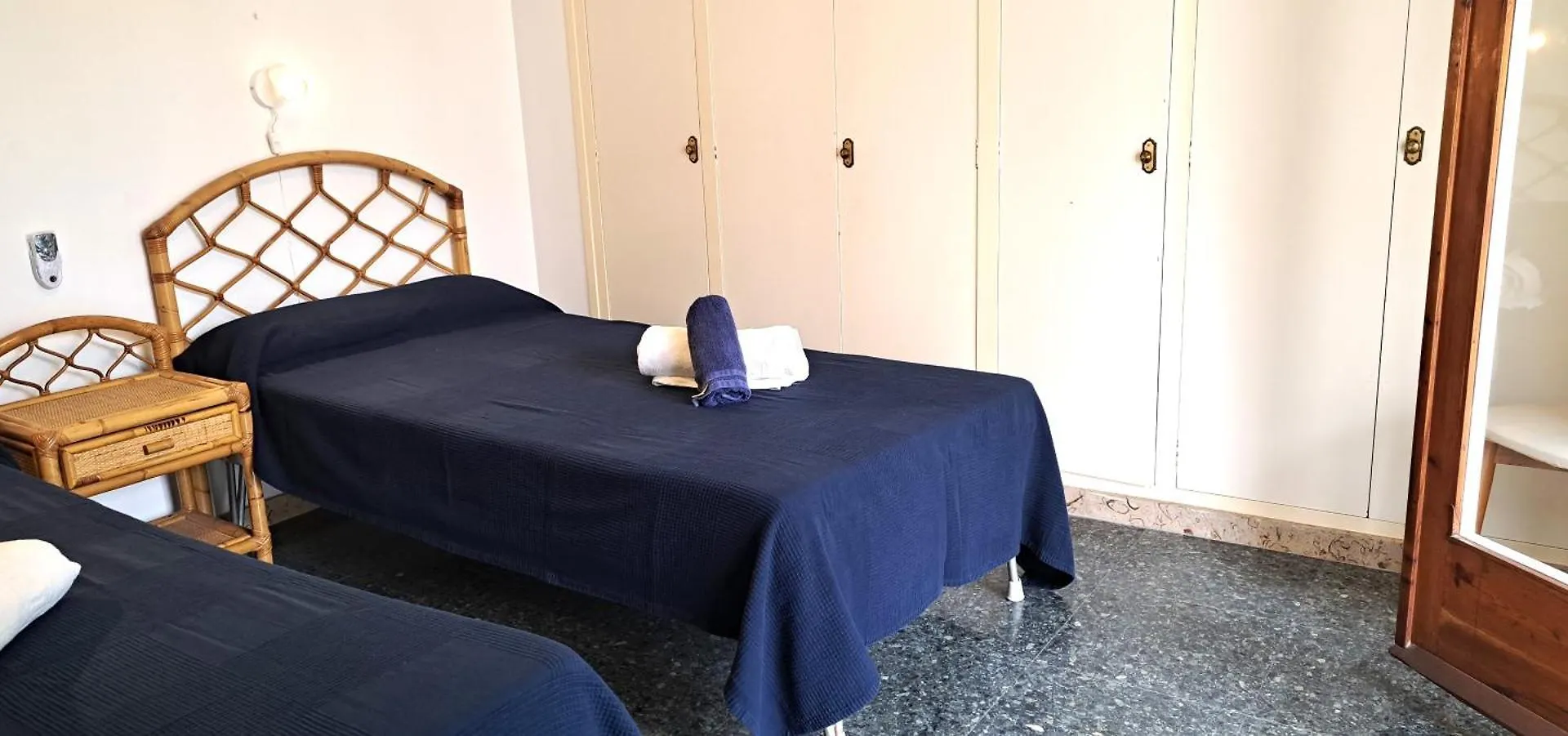 Delfos Playa Familidays Apartment Salou